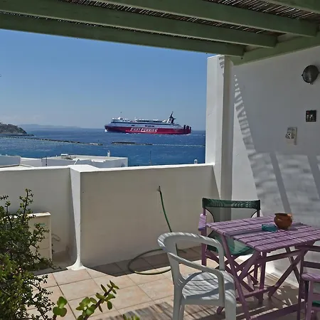 πικροδάφνες Guest house