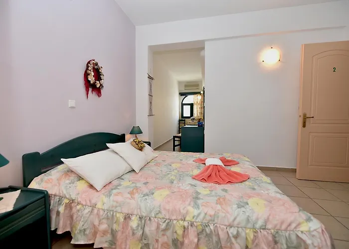 πικροδάφνες 3*