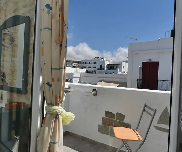 πικροδάφνες 3*