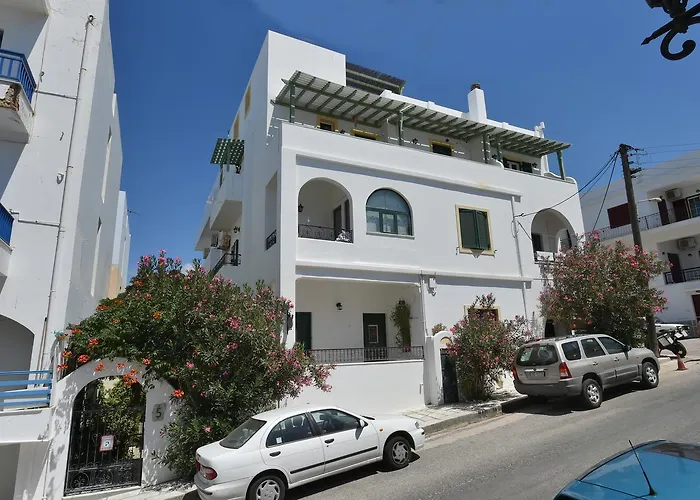 πικροδάφνες 3*